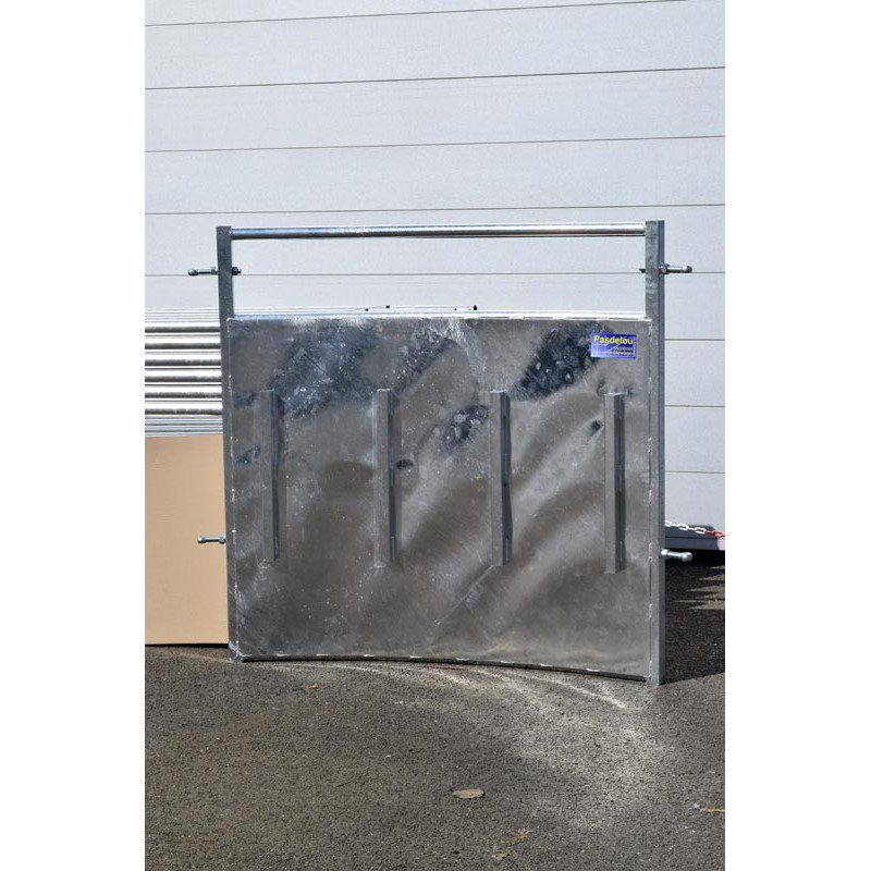 Gerundetes verblechtes Panel