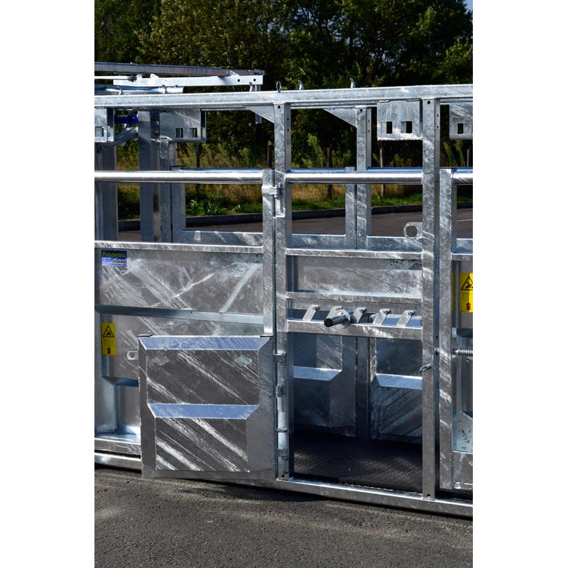 Feststehender Behandlungstreibgang Feststehender Behandlungstreibgang