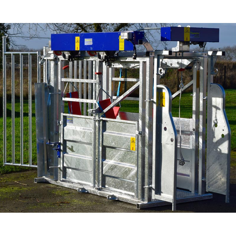 Fang- und Behandlungsstand LFM - 4 Seitentüren - Feste Seiten - Seitliche Panels