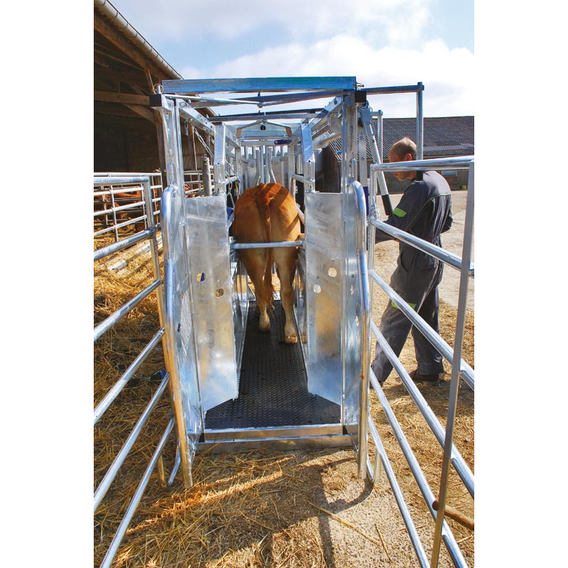 Fang- und Behandlungsstand LVM - 4 Seitentüren - Breitenverstellbare Seiten - Seitenwände mit Türen