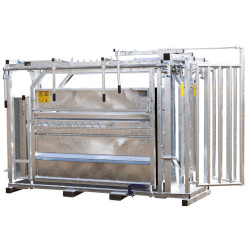 Fang- und Behandlungsstand LVM - Verblechte Panels - breitenverstellbare Seiten - verblechte seitliche Panels