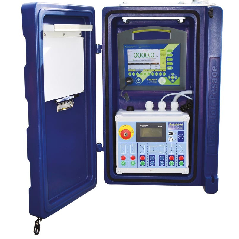 Fang- und Behandlungsstand LVAPI - Verblechte Panels - Breitenverstellbare Seiten - verblechte seitliche Panels, öffnend.