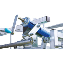 Handbetätigter Halsfangrahmen (PCT)