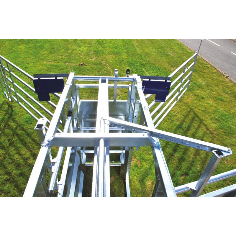 Versetzte Bedienung für PCCM-Halsfangrahmen an fahrbarem oder feststehendem Behandlungstreibgang