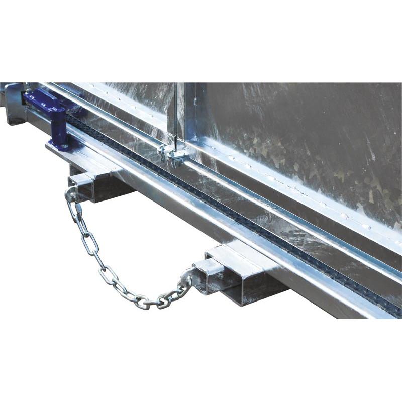 Dreipunktaufhängung für stände mit breitenverstellbaren Seiten