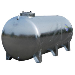 Wasserfässer auf Füßen 6200 L