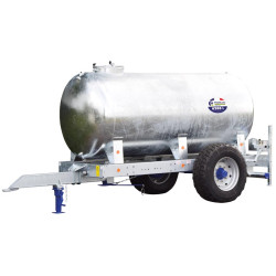 Wasserfässer auf Fahrgestell 6200 L