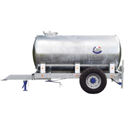 Wasserfässer auf Fahrgestell 6200 L