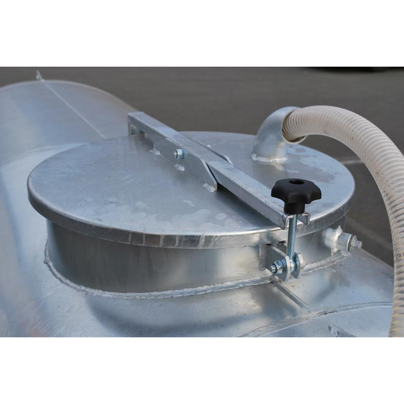 Wassertankwagen 2000 Liter Grünflächen - Straßen 90km/h - PTC 3,5 T Wassertankwagen 2000 Liter Grünflächen - Straßen 90km/h - PTC 3,5 T