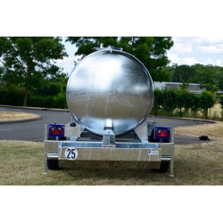 Tränke 200 l mit Schwimmerventil für Wasserfass Tränke 200 l mit Schwimmerventil für Wasserfass