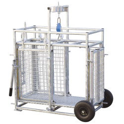 Fahrbarer Wiegestand mit Gewichtsanzeige für Schafe