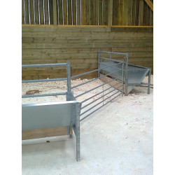 Einfacher trog mit 3-rohrigen gitter