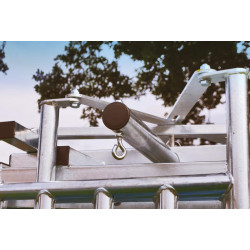 Behandlungsstand LFM - Feste Seiten - Verblechte seitliche Panels mit aufklappbarem Oberteil Behandlungsstand LFM - Feste Seiten - Verblechte seitliche Panels mit aufklappbarem Oberteil