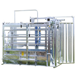 Behandlungsstand LFM - Feste Seiten - Verblechte seitliche Panels mit aufklappbarem Oberteil Behandlungsstand LFM - Feste Seiten - Verblechte seitliche Panels mit aufklappbarem Oberteil