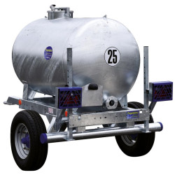 Wasserfässer auf Fahrgestell 1100 L Wasserfässer auf Fahrgestell 1100 L