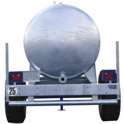 Wasserfässer auf Fahrgestell 4400 L Wasserfässer auf Fahrgestell 4400 L