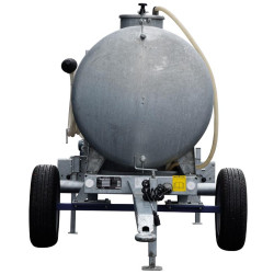 Wasserfässer auf Fahrgestell für Grünflächen 1100 L
